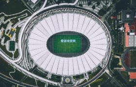 篮球冷知识,新秀年连续两战35+吹扬成艾弗森后首人
