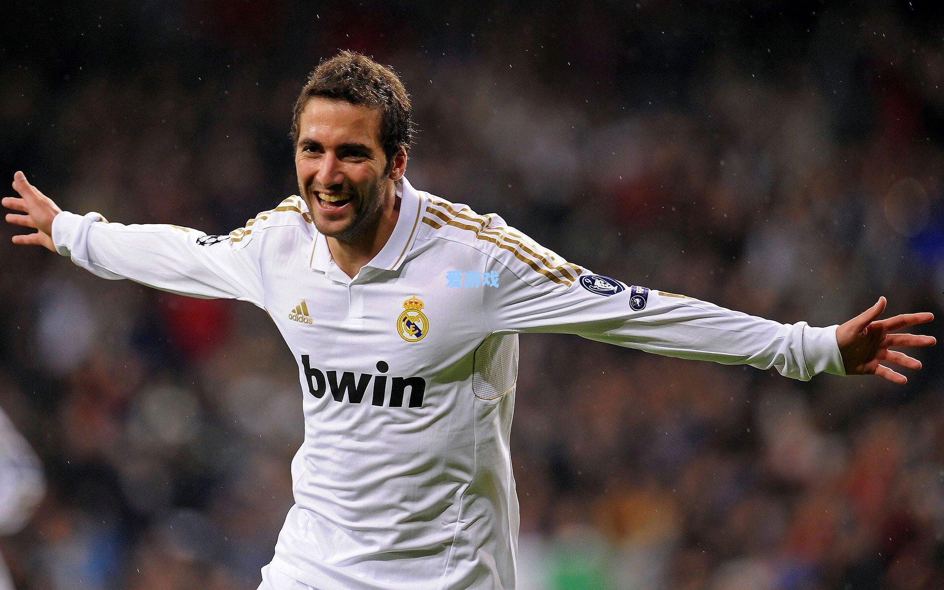 巴斯克斯坦言忠告维尼修斯专注赛场未果，场外风波持续影响皇马锋线表现