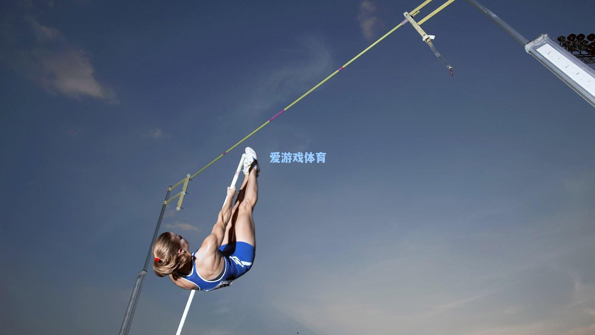 梅州贺岁杯足球盛宴圆满落幕 深圳星梦易运豪取双冠闪耀新春